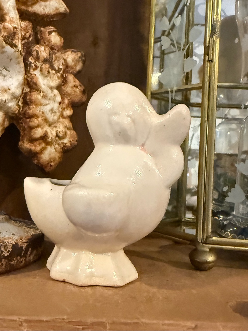 Miniature Vintage Ceramic Duck Planter in Cream - Decorative Home Accent - Picture 10 of 12